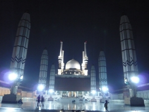 masjid megah jateng